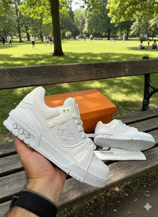 Adidasi LV Trainers Alb - Produs Full Box Premium