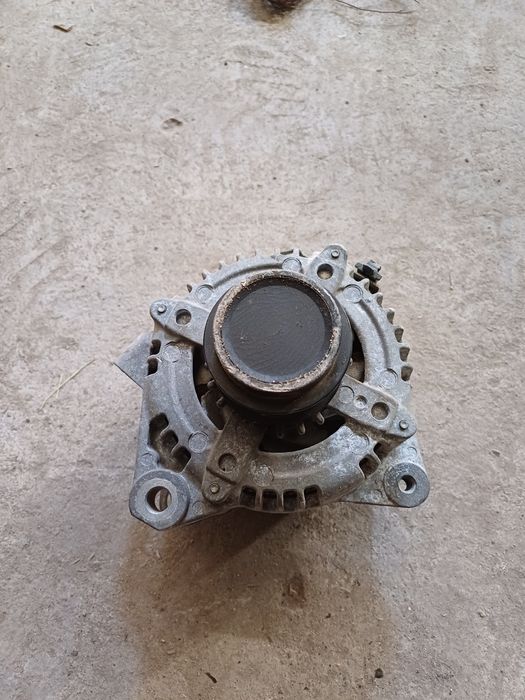 Генератор на тойоту 2.4