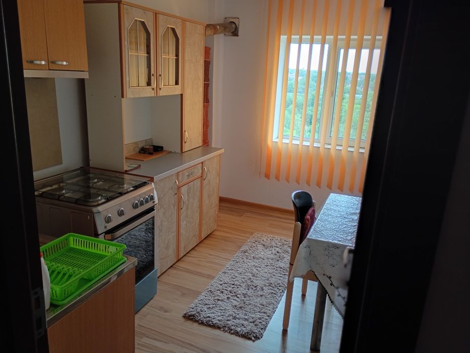 Vând apartament doua camere decomandat