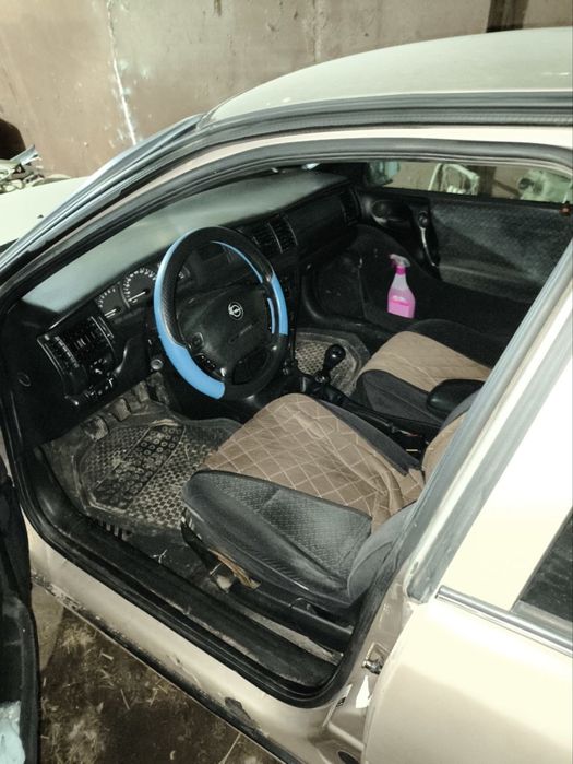 Продам Opel Vectra