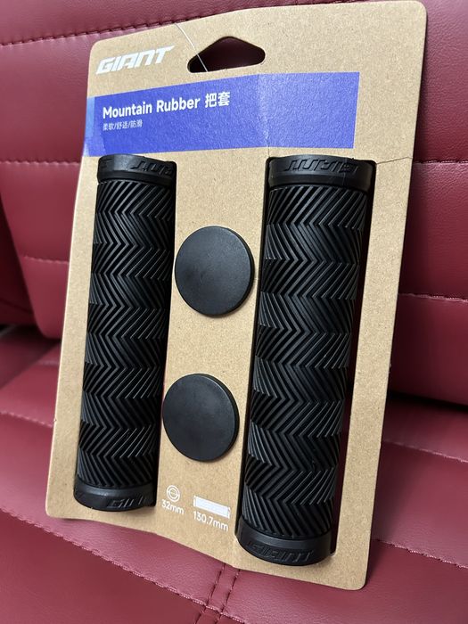 Новые грипсы Giant