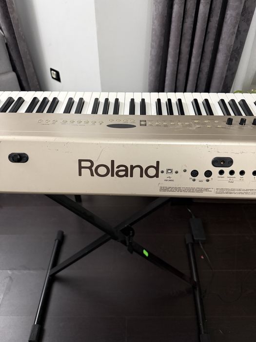 Pian digital Roland FP-5