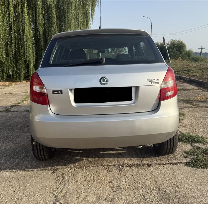 Skoda Fabia 1.2 HTP an 2010 STARE FOARTE BUNA - 212.000 km