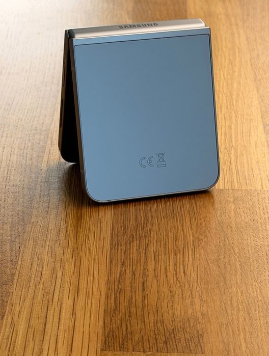 Samsung Z flip 6
