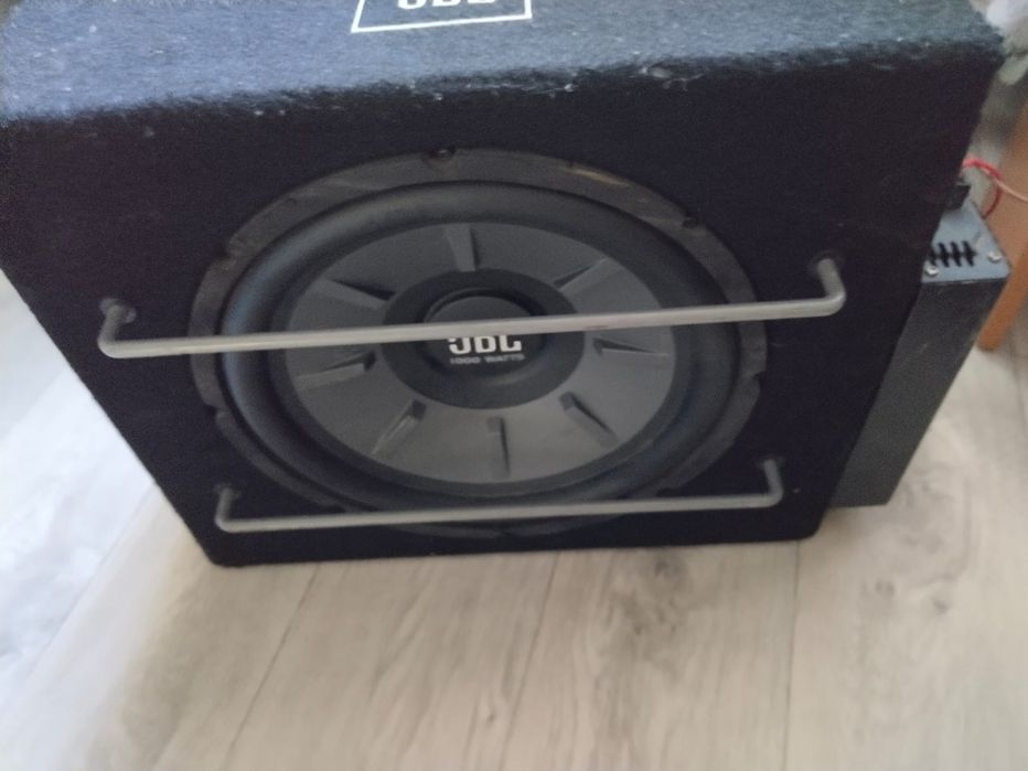 Саббуфер для авто