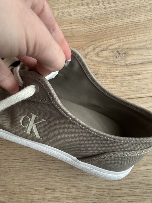 Кецове Calvin Klein  - нови