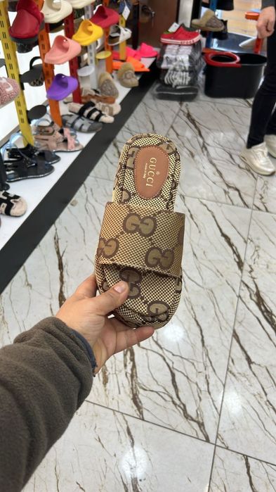 Papucii Damă calitate