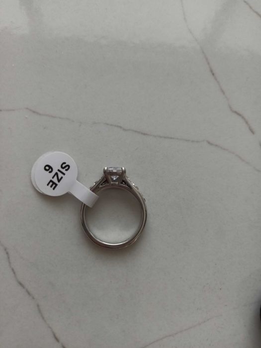 Пръстен бяло злато с диаманти, златен пръстен, годежен пръстен