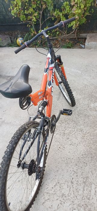 2 x biciclete 24 si 26'