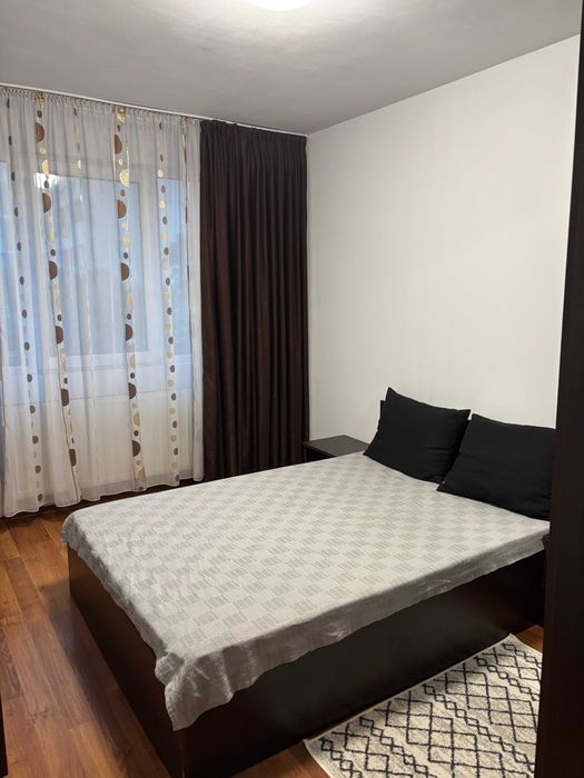 Apartament doua camere decomandat
