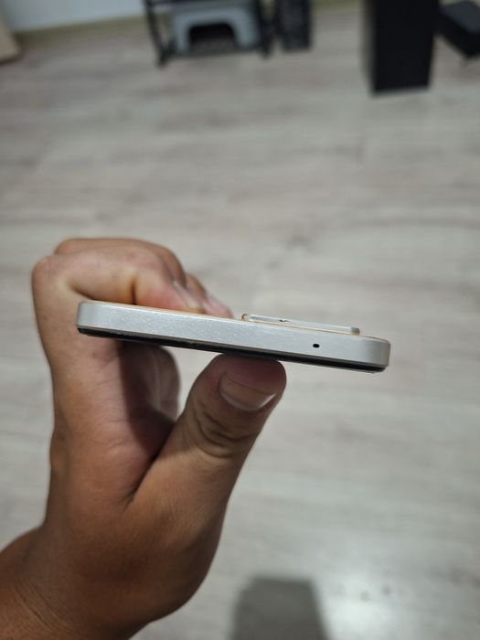 продам Oppo Reno 7