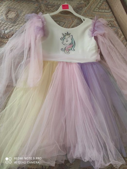 Нарядные платишки