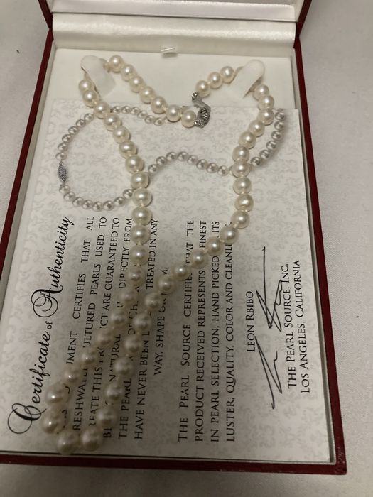 Perle naturale cu inchizatoare din aur