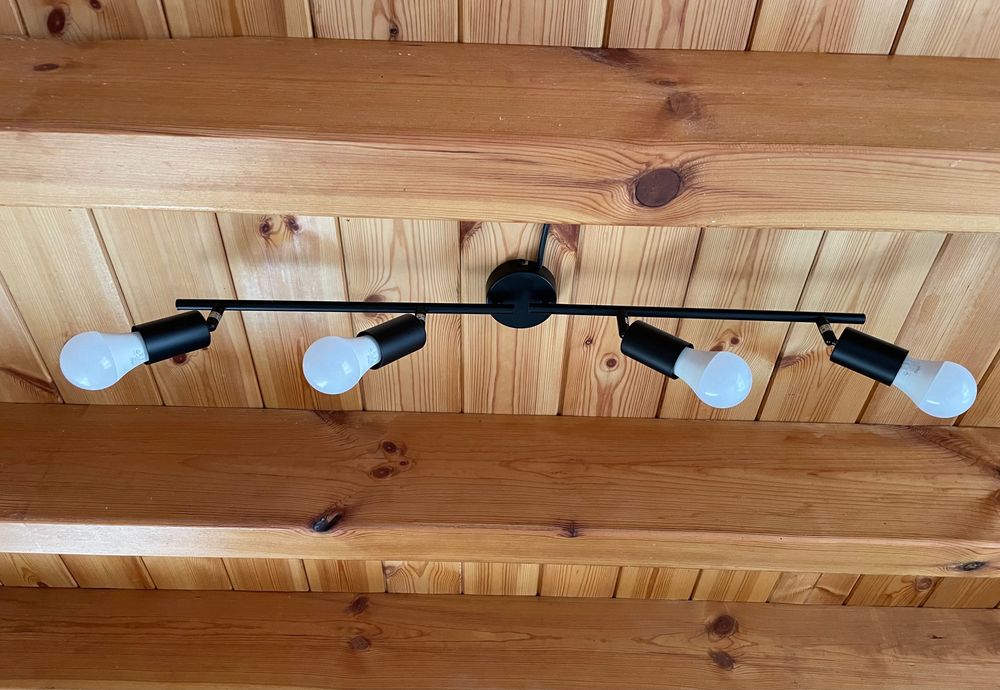 Полилей Globo Ulleu и лампиони заедно с крушките на тях