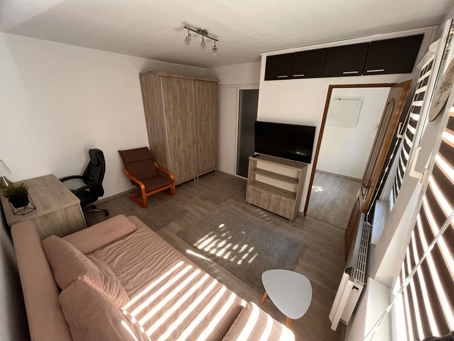 Vand studio / apartament cu o camera