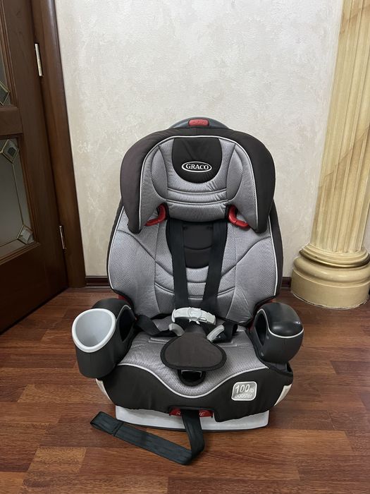 Детское автокресло Graco