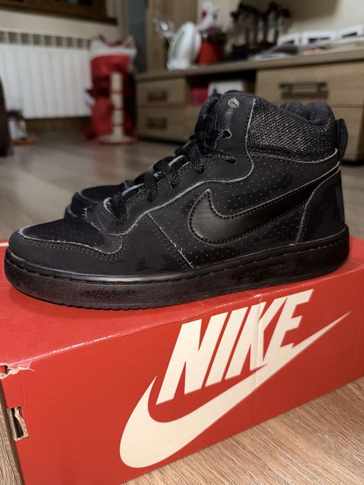 Дамски маратонки nike