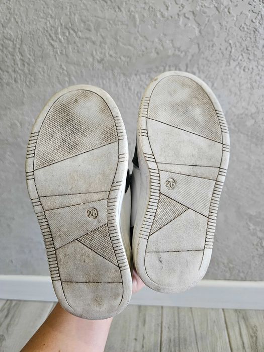 Кроссовки детские 26 размер