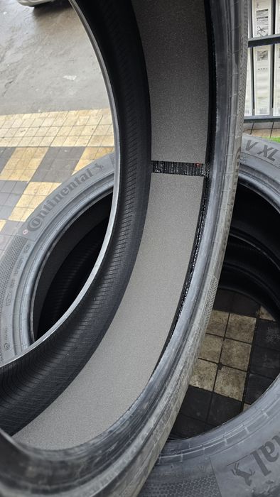 265/45/R21 continental