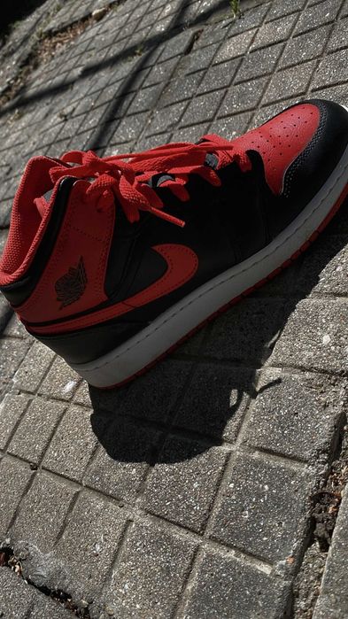 Nike Air Jordan 1 mid