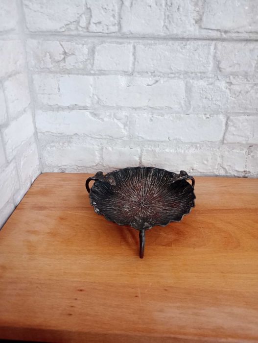 Стар свещник от ковано желязо