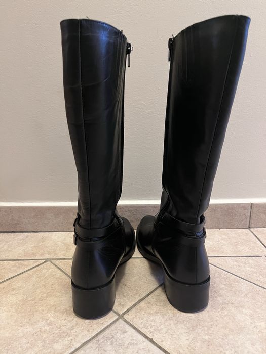 Черни ботуши от естествена кожа