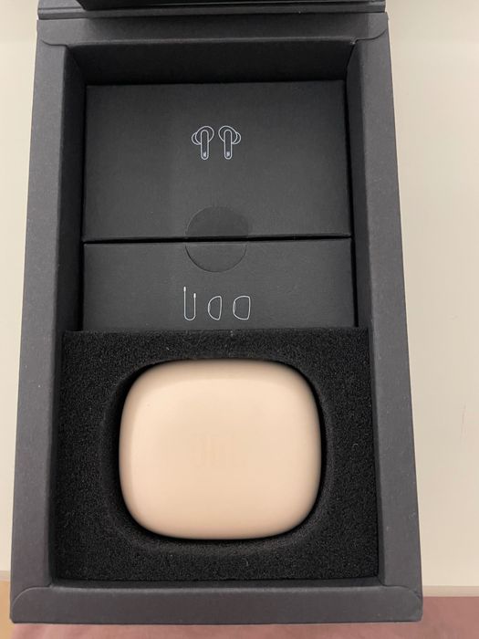 JBL Live Pro + слушалки True Wireless в гаранция