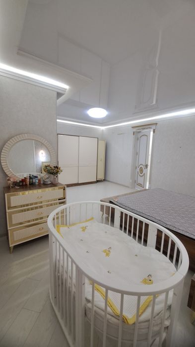 Продаётся дом Домбрабод. 1 Линия 3,7соток