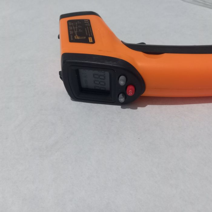 Термометр 400 градус иссикгача ишлайди.