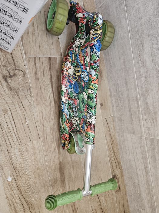 Тротинетка чиполино с кутия