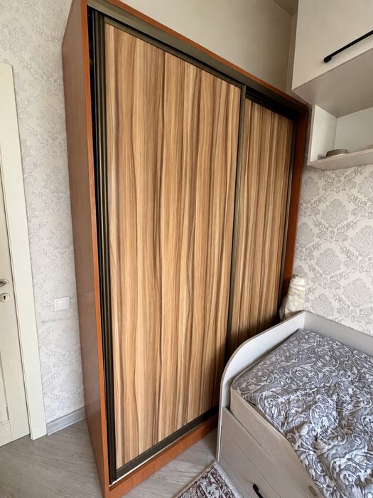 Продам Шкаф 20.000