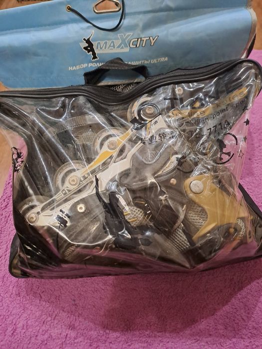 Роликовые коньки детские.