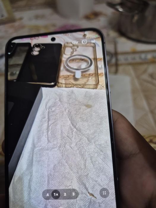 Vand samsung s24 128gb este impecabil