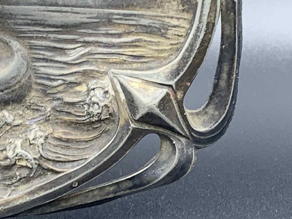 Арт деко метална чиния / пепелник с ветроход -1920–30 г.