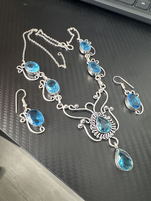 Set colier + cercei foarte elegant