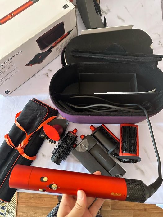 Продам дайсон новый