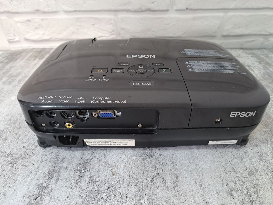 Продам проектор Epson EB-S92
