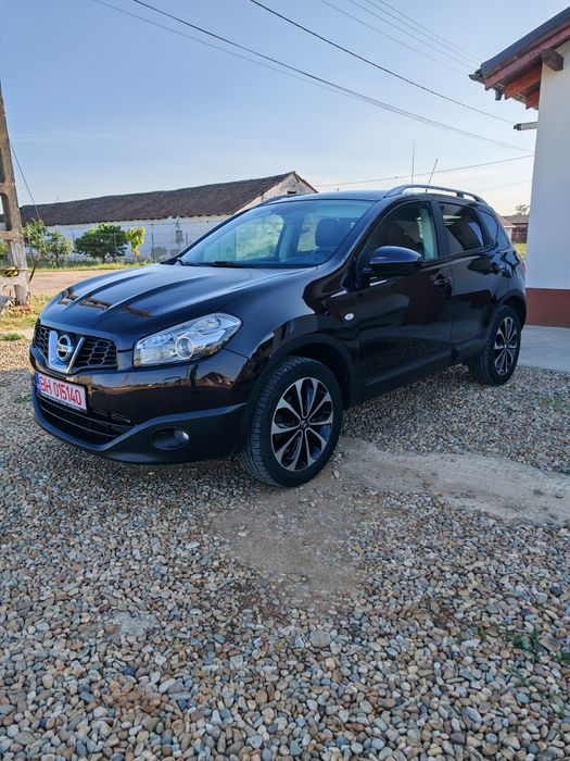 Nissan Qashqai 2.0 DCi 150 cp an2012 Automata 4x4 full option.