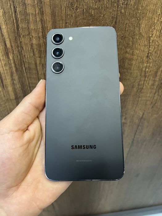 СРОЧНО продаю Samsung S23plus