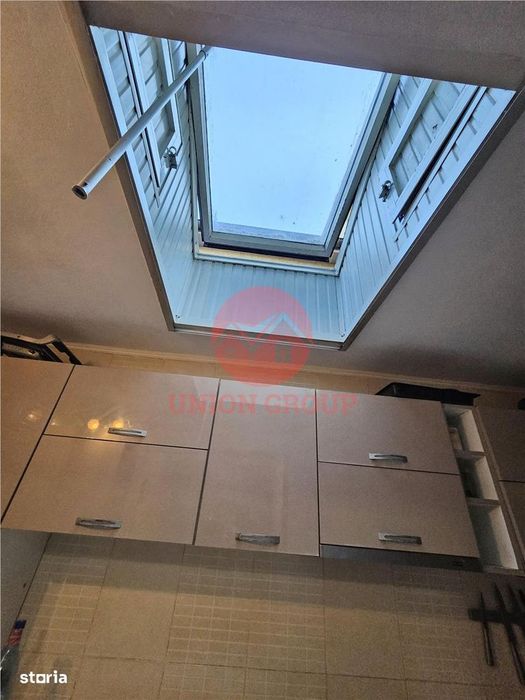 Apartament 4 Camere in Vila, Curte si Intrare Separata, Zona Andrei Sa