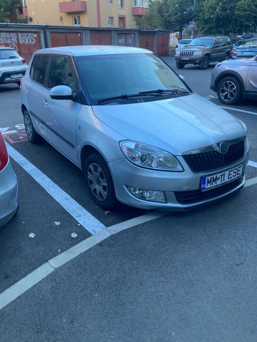 Vând Skoda Fabia 2