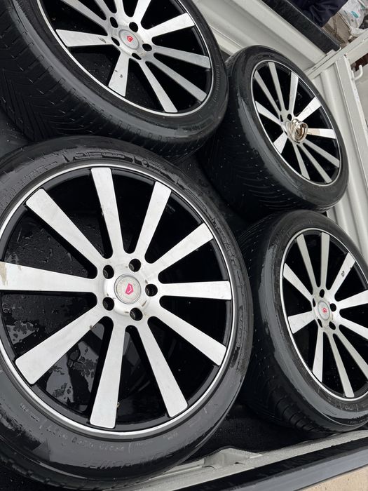 диска 275/40/20 Vossen