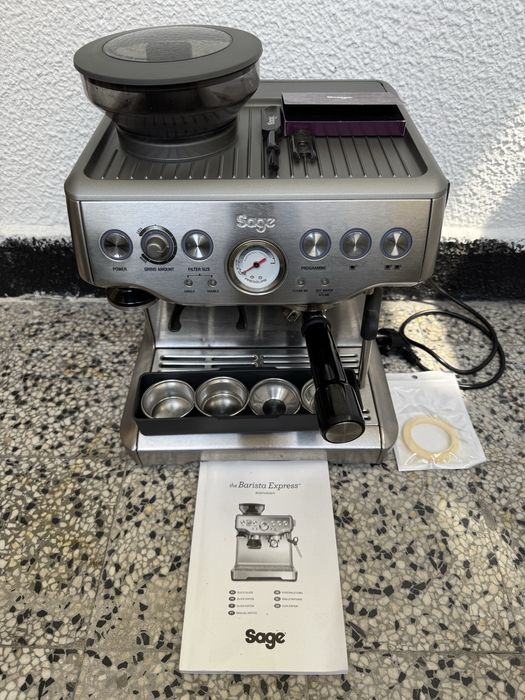 Професионална Еспресо Кафемашина Sage The BaristaExpress BES875 SES875