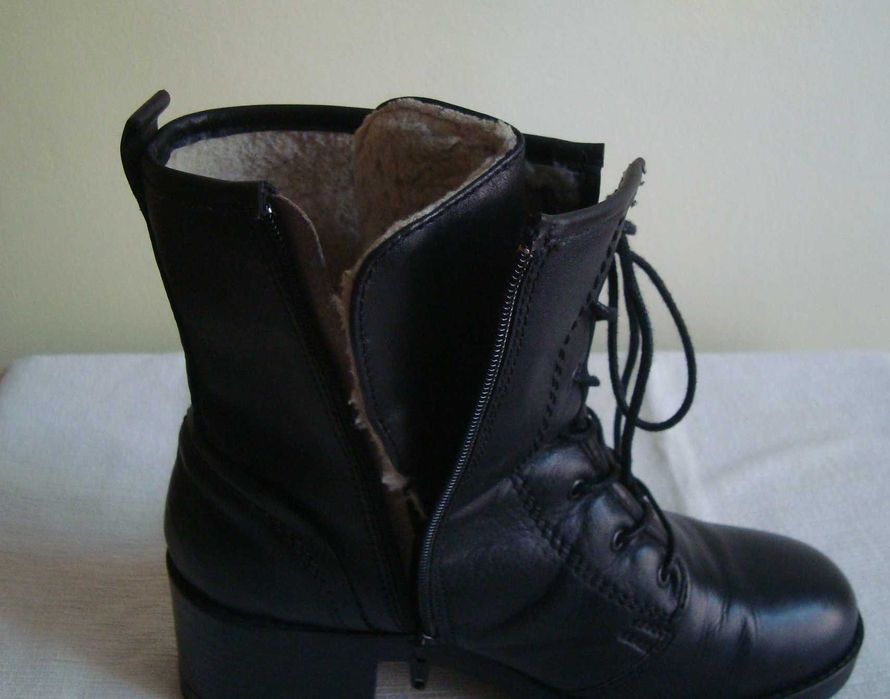 Botine Bull Boxer cu fermoar, piele naturala, marimea 41.