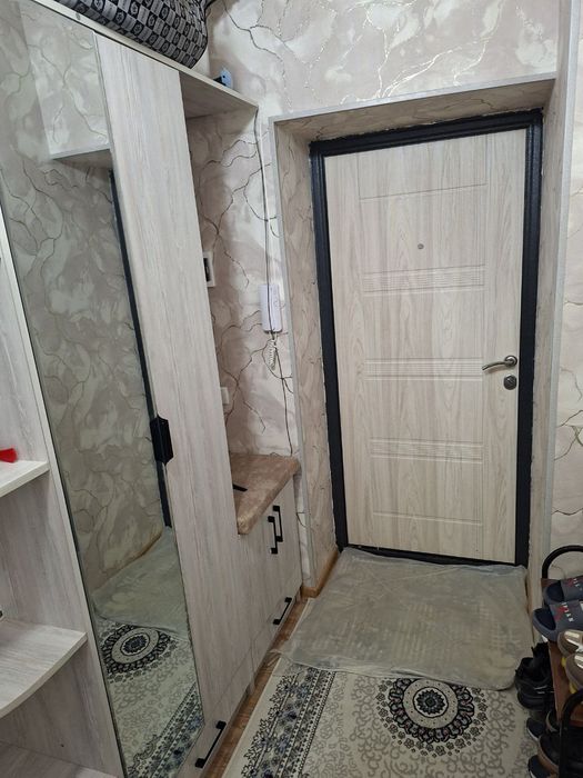 NAVOIY shahrida navoiy kuchasida 2 xona uymiz sotiladi arzon narxda