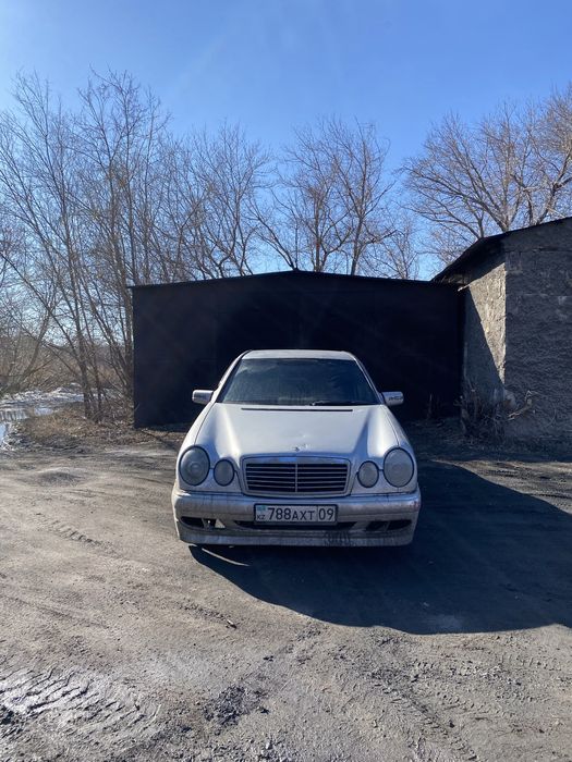 Мерседес w210 на ходу