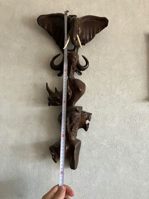 Африкански тотем от дърво