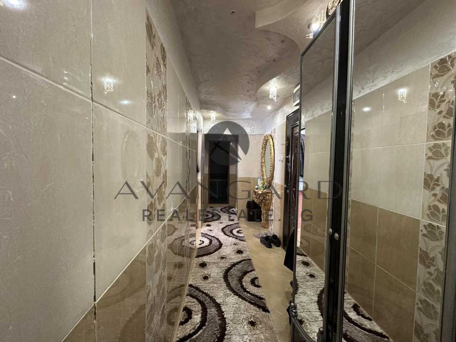 Продава се Двустаен апартамент в Пловдив, Изгрев - 64 кв.м за 1602 €/кв.м - Снимка #11