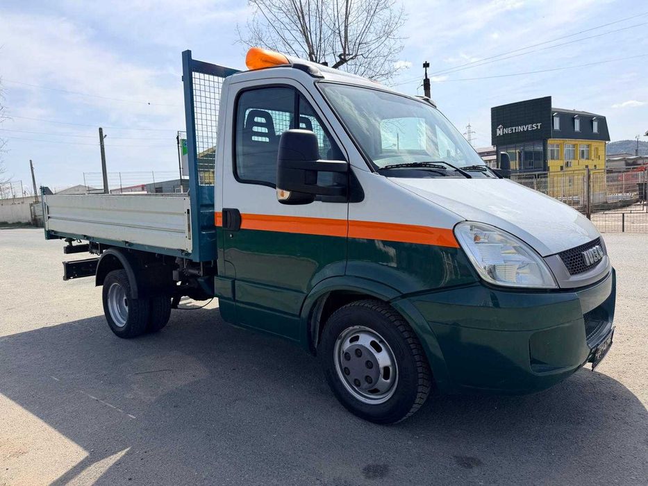 Iveco Daily 35C 17 - basculabila pe cutie / sateliti blocabili