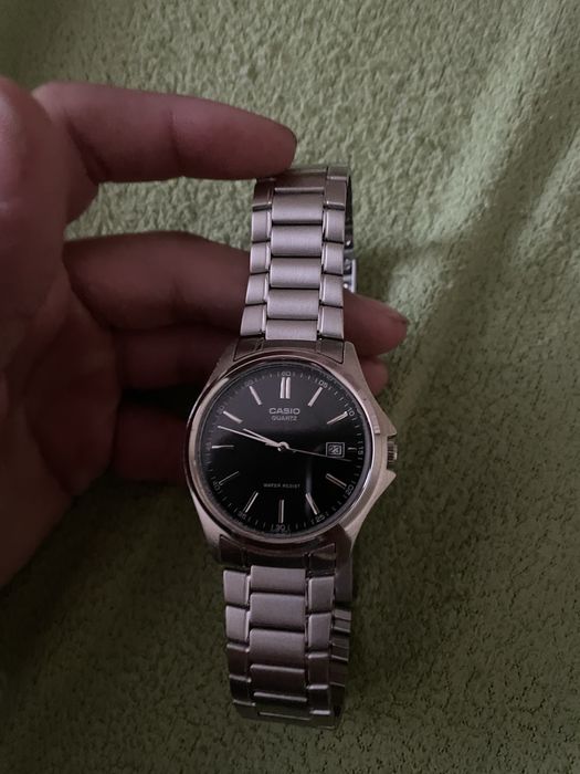 Нарчуные часы casio